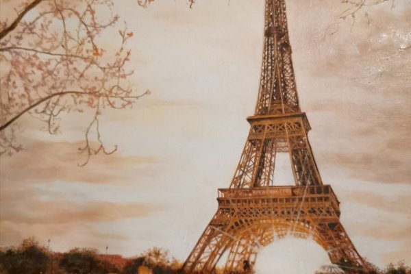 Les oiseaux et la tour Eiffel 